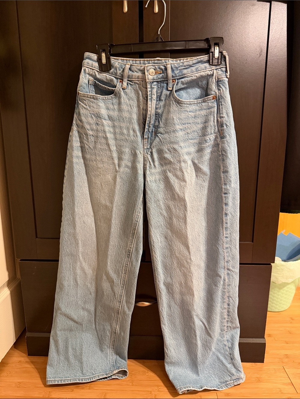 OLD NAVY Light Blue Wide-Leg Women’s Jeans